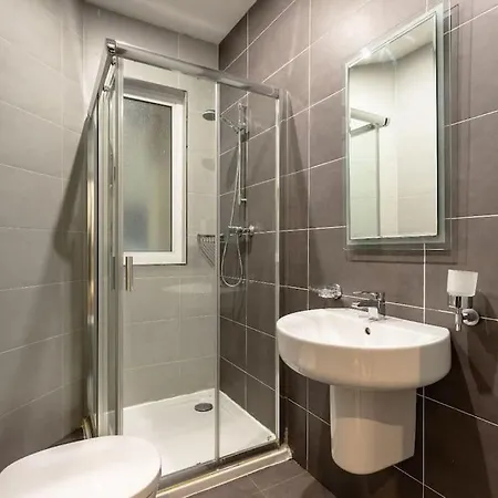 Cozy 3bd Seaside Apartment! Wifi And Great Location! San Ġiljan