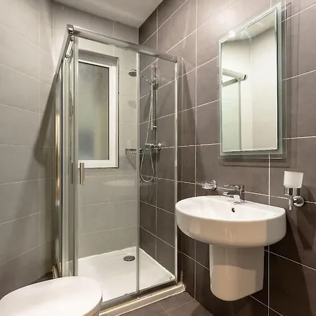 Cozy 3bd Seaside Apartment! Wifi And Great Location! San Ġiljan
