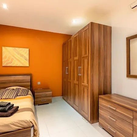 Cozy 3bd Seaside Apartment! Wifi And Great Location! Appartement *