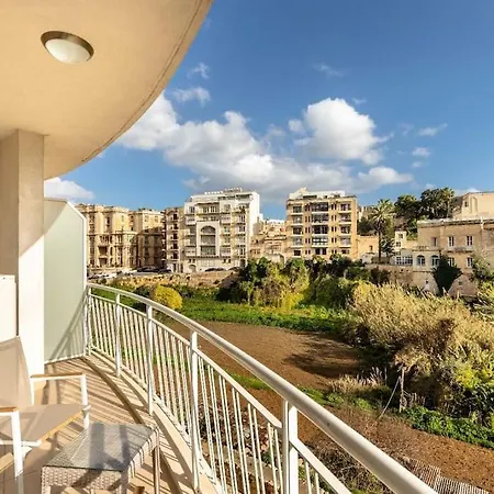 아파트 Cozy 3bd Seaside Apartment! Wifi And Great Location!